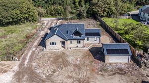 Photo 4- click for photo gallery